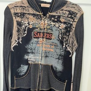 Zip up hooded sweatshirt style